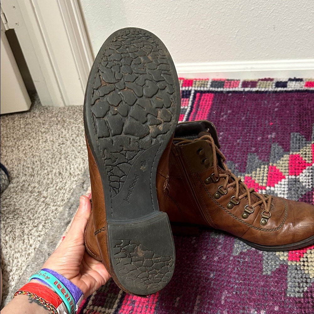 Josef Seibel Sanja 09 Brown Leather Lace-Up Combat Motto Boots (ankle bootie) - Picture 7 of 8